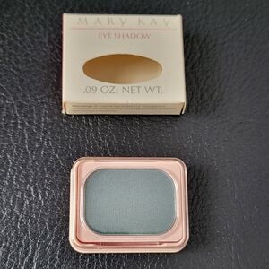 NIB Vintage Mary Kay Eye Shadow Color: Misty Pine 0002 .09 oz Apply Wet or Dry